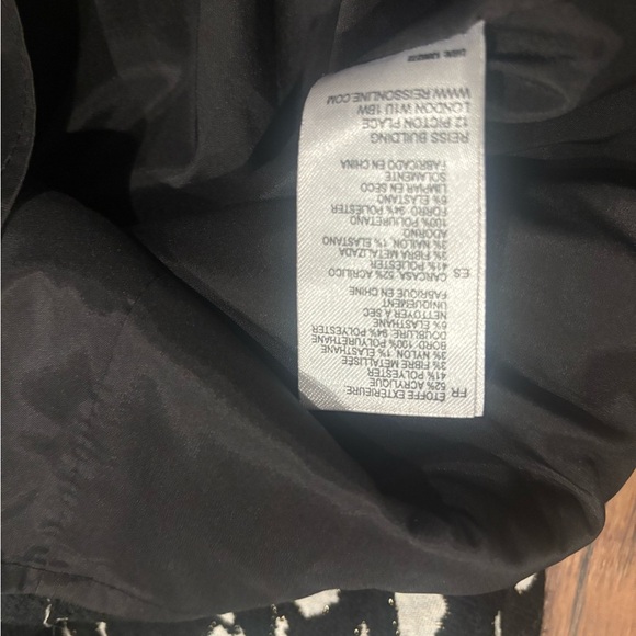 Reiss Black and White Patterned 3/4 Sleeve Dress in size 6 - Picture 12 of 16